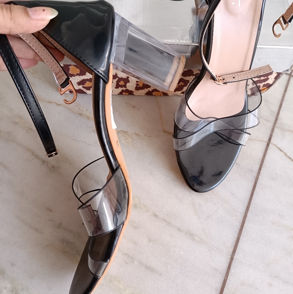 Ket heels - Picture 3 of 8